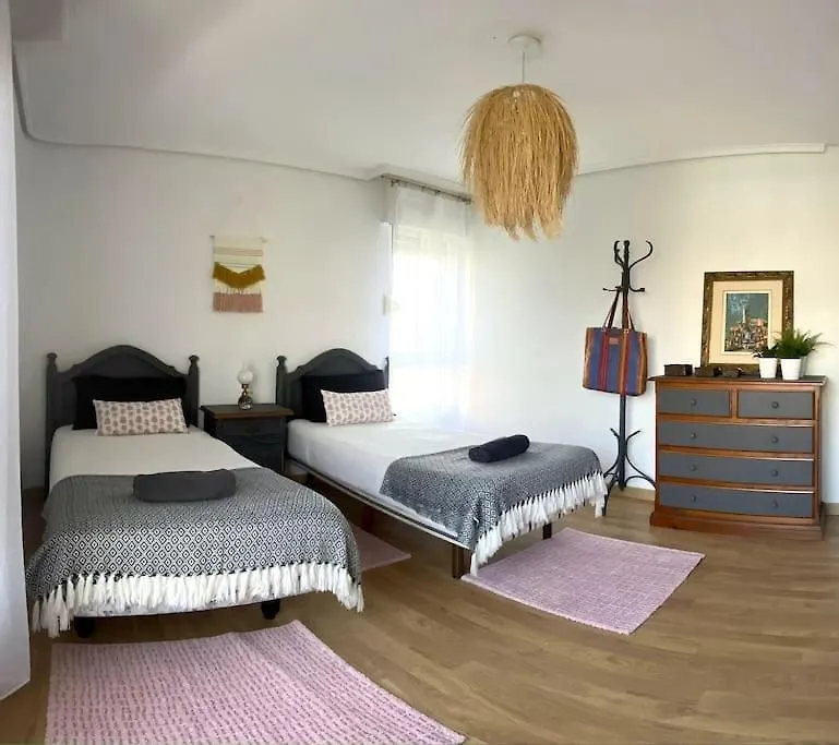 Comodo Y Luminoso Apartamento En Zona Residencial Santander Spain